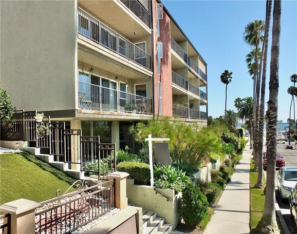 110 Termino Avenue 201, Long Beach, California 90803
