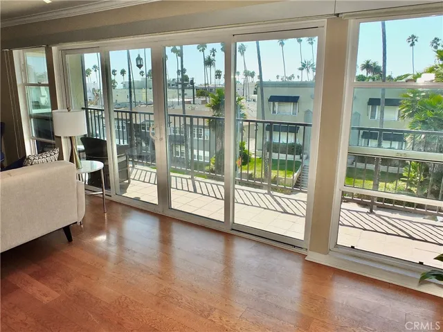 110 Termino Avenue 201, Long Beach, California 90803