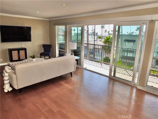110 Termino Avenue 201, Long Beach, California 90803