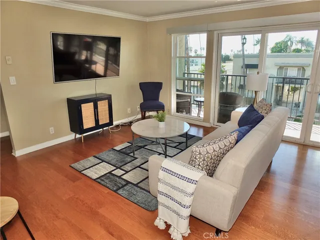 110 Termino Avenue 201, Long Beach, California 90803