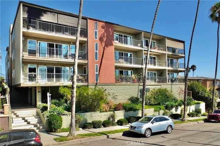 110 Termino Avenue 201, Long Beach, California 90803