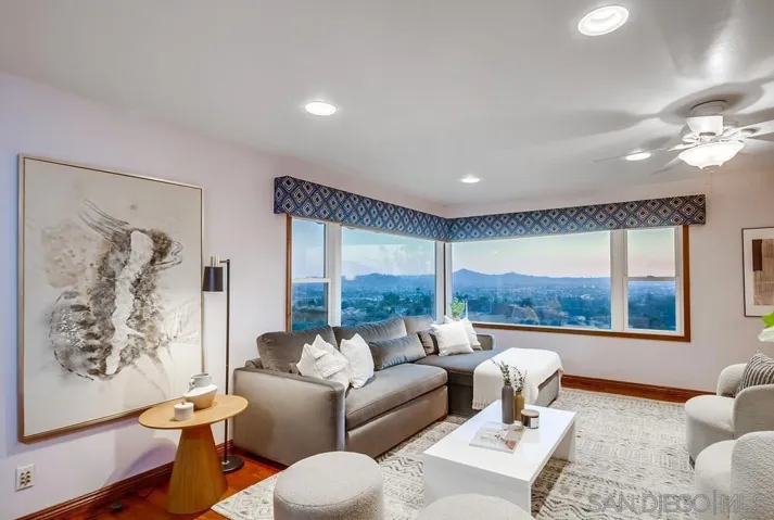 1990 Longs Hill Road, El Cajon, California 92021