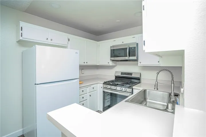 7770 Youngdale Way #d, Stanton, California 90680