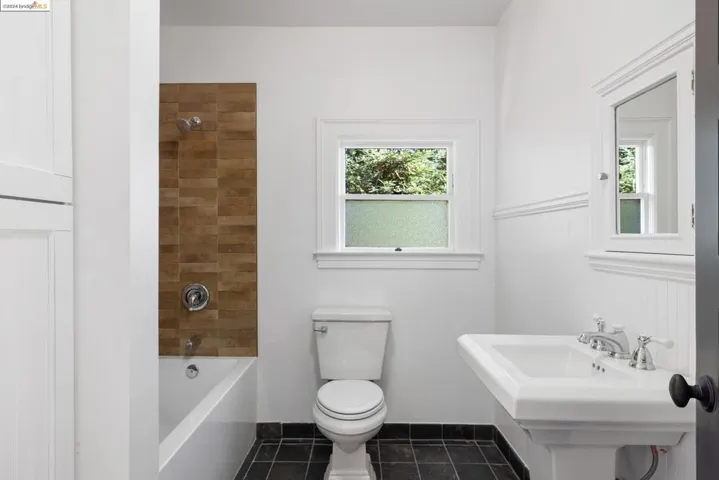 2729 Fulton St, Berkeley, California 94705