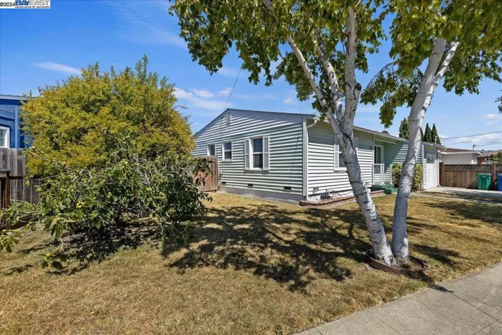 26446 Mockingbird Ln, Hayward, California 94544
