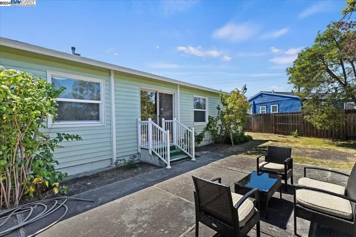 26446 Mockingbird Ln, Hayward, California 94544
