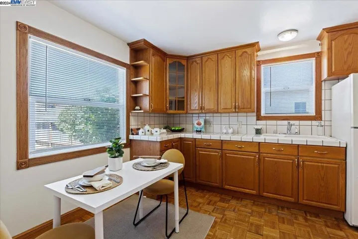 26446 Mockingbird Ln, Hayward, California 94544