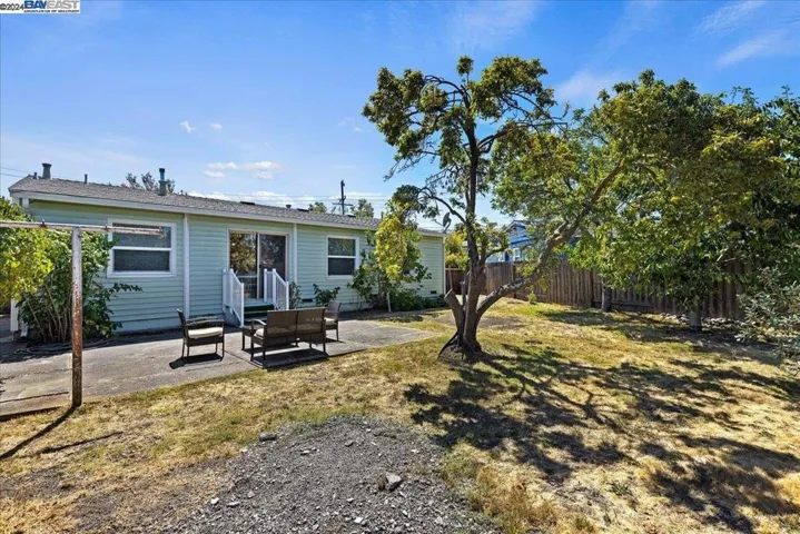 26446 Mockingbird Ln, Hayward, California 94544