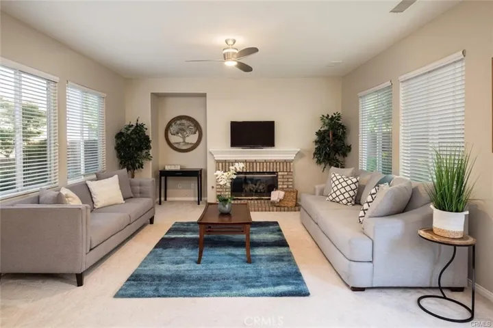 6 Preston, Irvine, California 92618