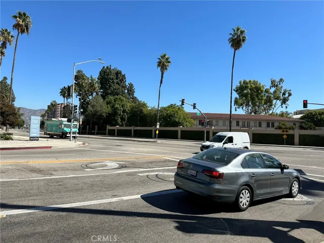 4109 W Olive Avenue, Burbank, California 91505