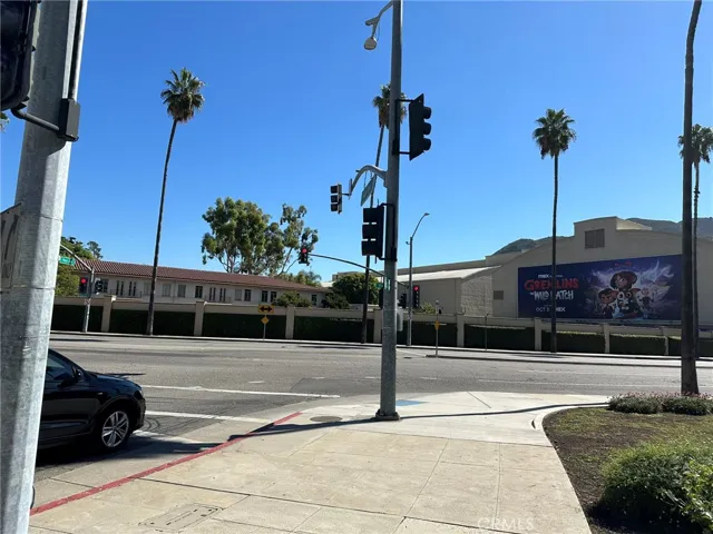 4109 W Olive Avenue, Burbank, California 91505