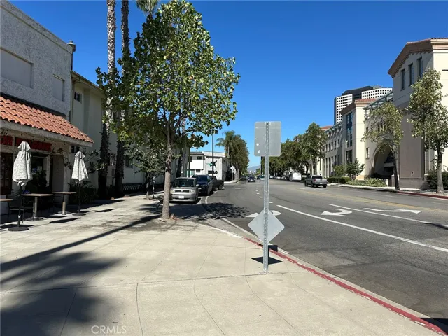 4109 W Olive Avenue, Burbank, California 91505