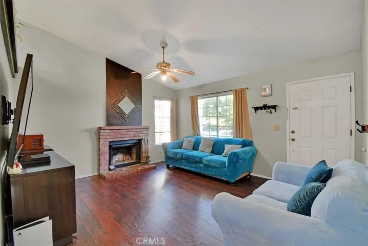 1613 Rodeo Way, Olivehurst, California 95961