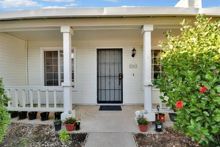 1613 Rodeo Way, Olivehurst, California 95961