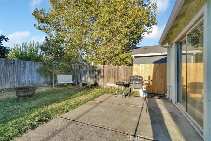 1613 Rodeo Way, Olivehurst, California 95961
