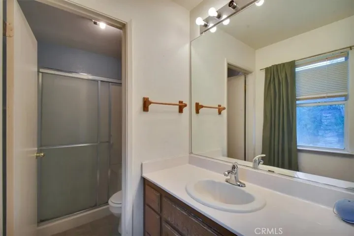 1613 Rodeo Way, Olivehurst, California 95961