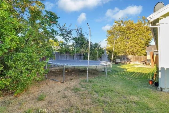 1613 Rodeo Way, Olivehurst, California 95961