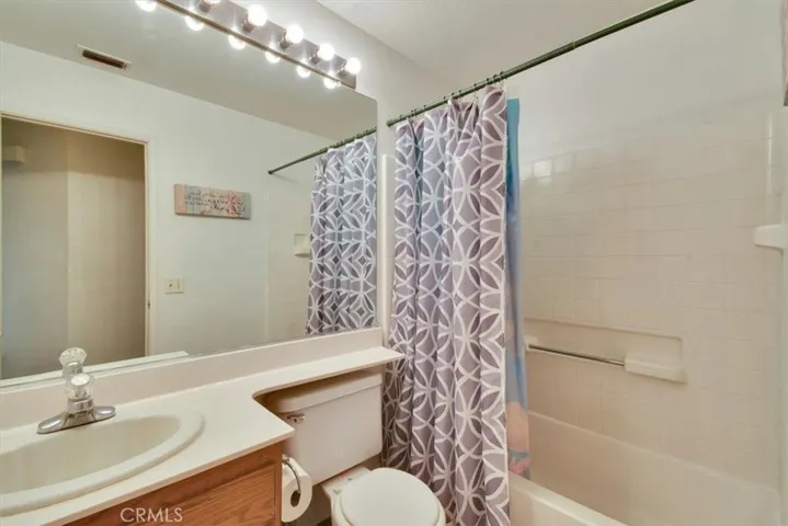 1613 Rodeo Way, Olivehurst, California 95961