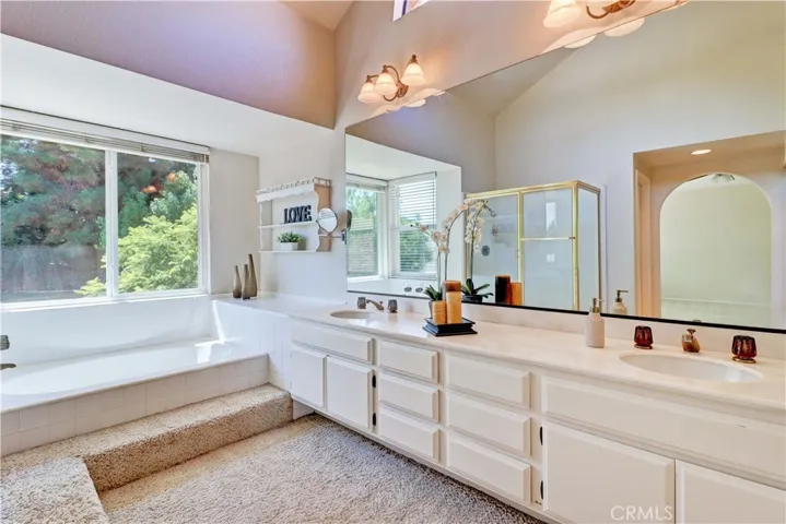 15224 Los Altos, Hacienda Heights, California 91745