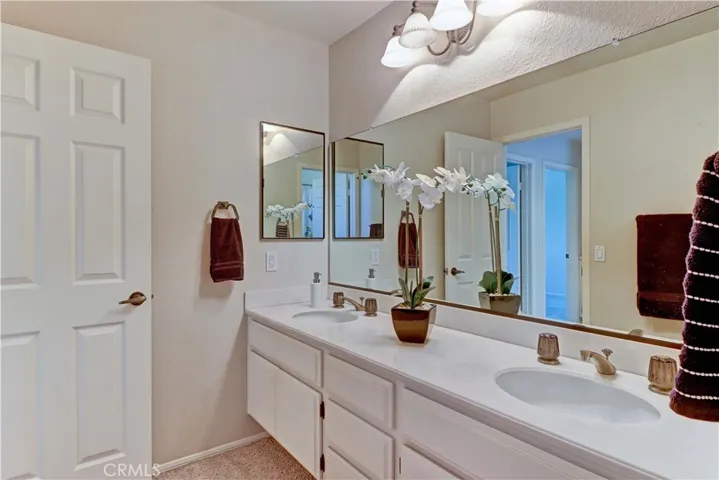 15224 Los Altos, Hacienda Heights, California 91745