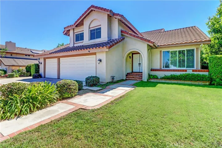 15224 Los Altos, Hacienda Heights, California 91745