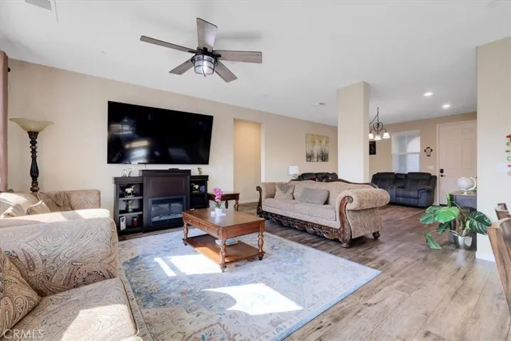 9597 Collier Avenue, Live Oak, California 95953