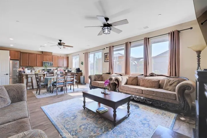 9597 Collier Avenue, Live Oak, California 95953
