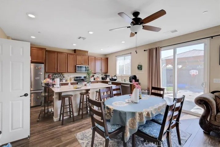 9597 Collier Avenue, Live Oak, California 95953
