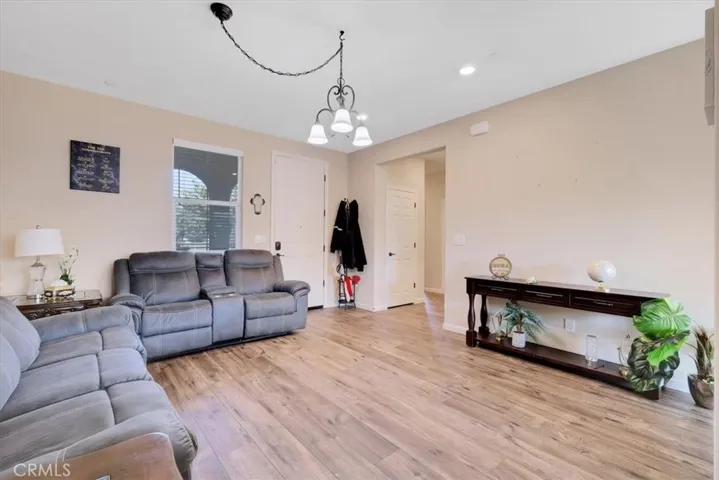9597 Collier Avenue, Live Oak, California 95953
