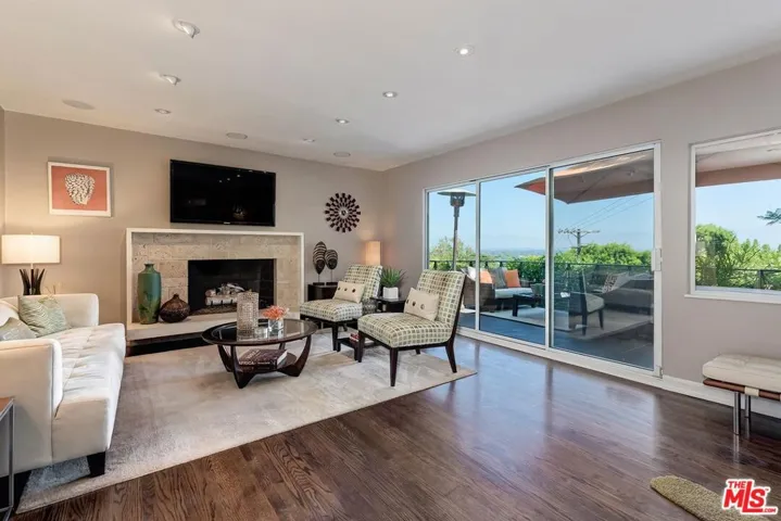 13489 Rand Drive, Sherman Oaks, California 91423