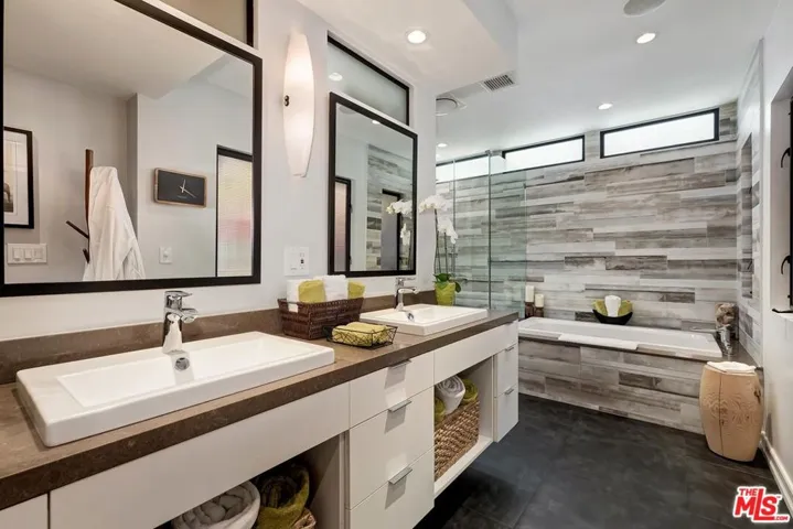 13489 Rand Drive, Sherman Oaks, California 91423
