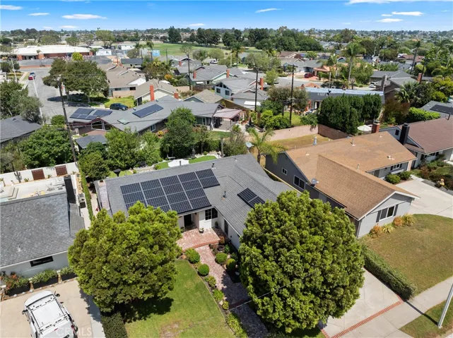 6291 Fallingwater Drive, Huntington Beach, California 92647