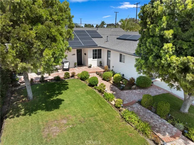 6291 Fallingwater Drive, Huntington Beach, California 92647