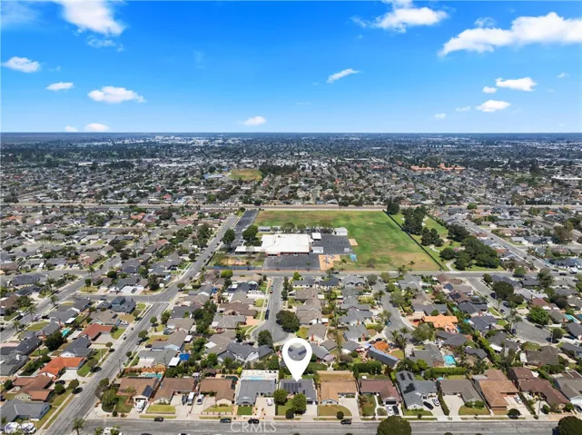 6291 Fallingwater Drive, Huntington Beach, California 92647