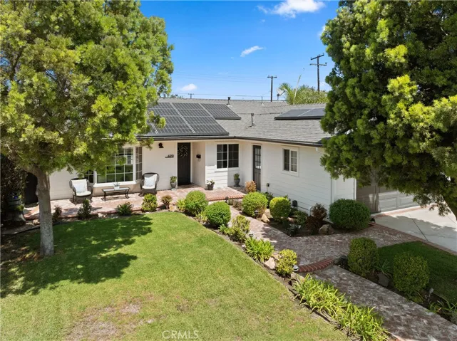 6291 Fallingwater Drive, Huntington Beach, California 92647