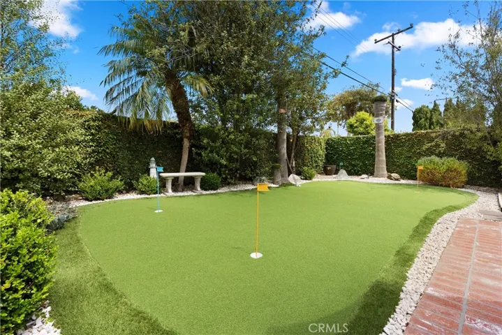 6291 Fallingwater Drive, Huntington Beach, California 92647