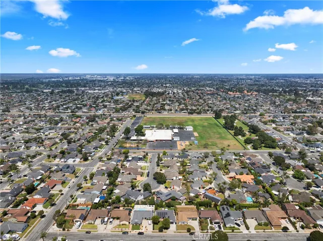 6291 Fallingwater Drive, Huntington Beach, California 92647