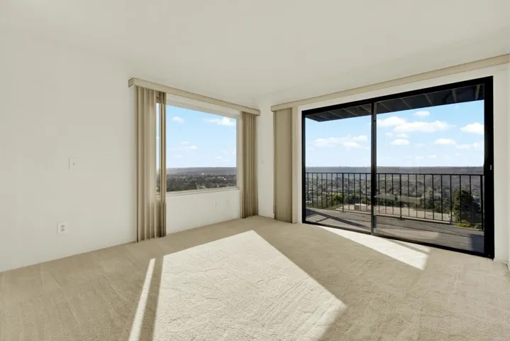 6150 Camino Sacate, San Diego, California 92120