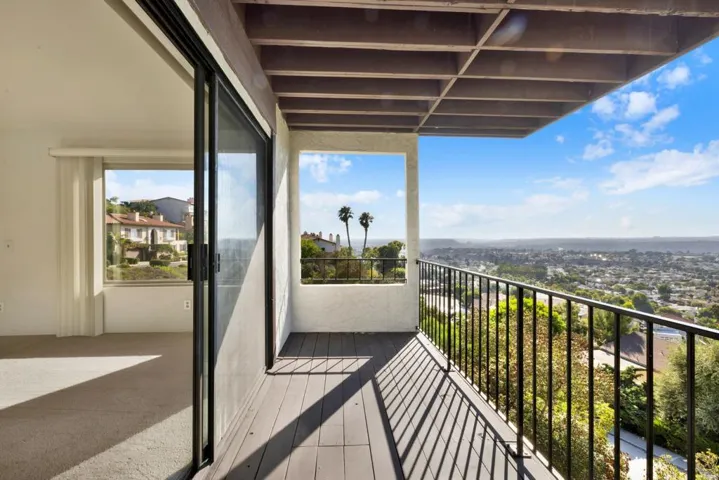 6150 Camino Sacate, San Diego, California 92120