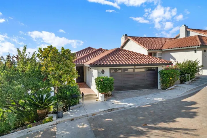 6150 Camino Sacate, San Diego, California 92120