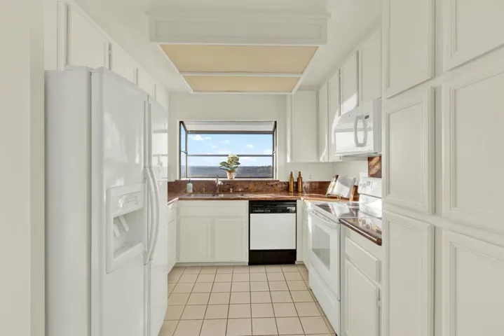 6150 Camino Sacate, San Diego, California 92120