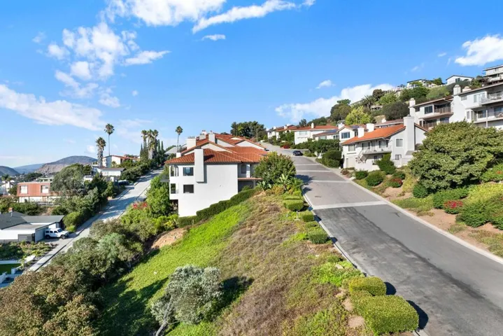 6150 Camino Sacate, San Diego, California 92120