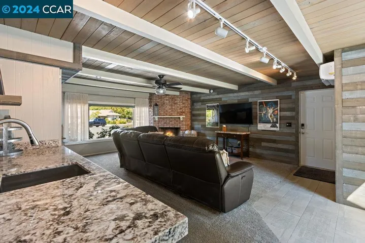 31 Columbia Ct, Walnut Creek, California 94598