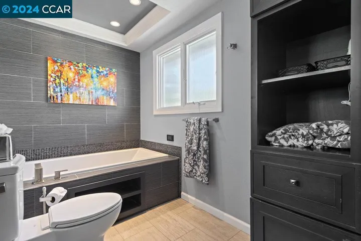 31 Columbia Ct, Walnut Creek, California 94598