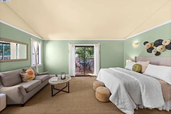 1742 12th Ave, Oakland, California 94606