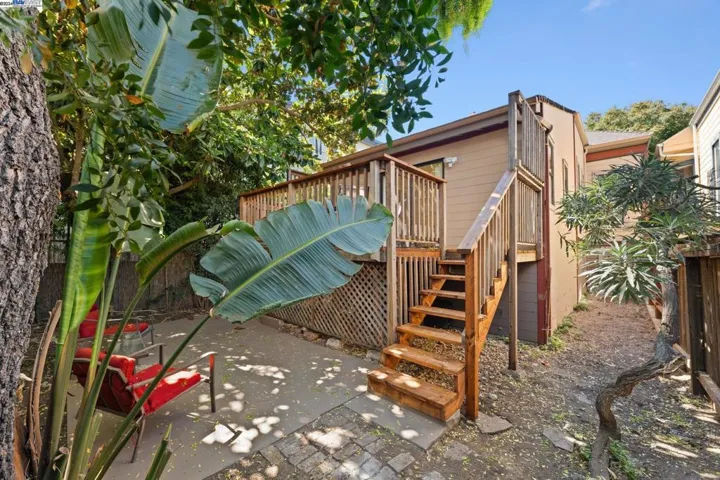 1742 12th Ave, Oakland, California 94606