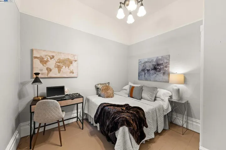 1742 12th Ave, Oakland, California 94606
