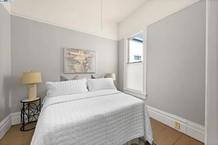 1742 12th Ave, Oakland, California 94606