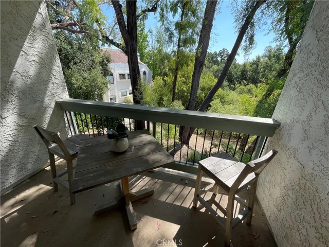 4762 Park Granada 268, Calabasas, California 91302