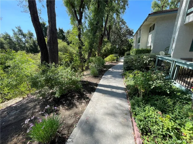 4762 Park Granada 268, Calabasas, California 91302